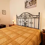 Keferas House Apartman
