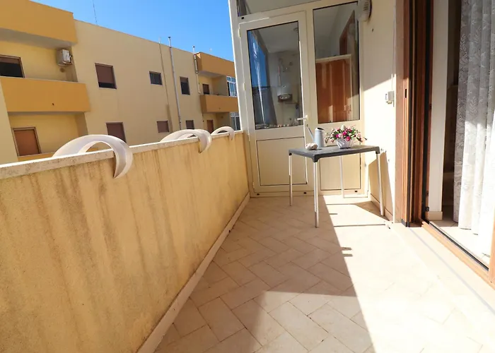 Keferas House Apartament *