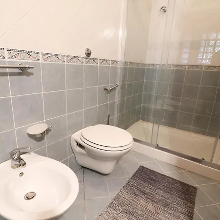 Keferas House オートラント