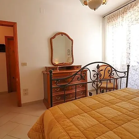 Keferas House *